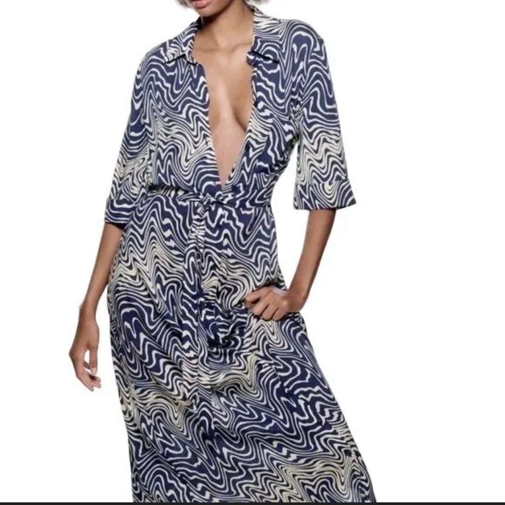 Zara the Allison midi Blue and White Abstract Dress size S/M
